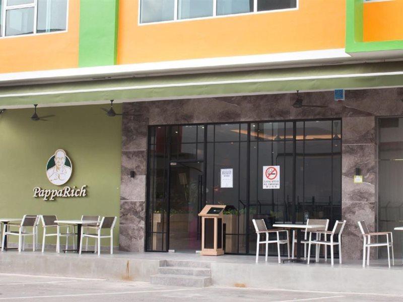 Spring Season Hotel Muar Exterior foto