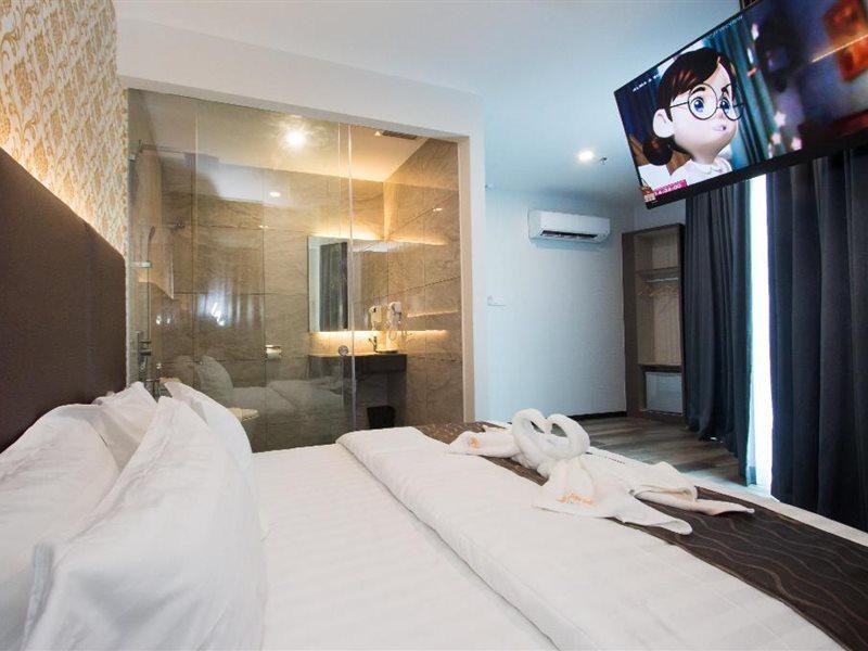 Spring Season Hotel Muar Exterior foto