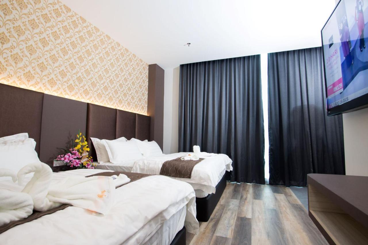 Spring Season Hotel Muar Exterior foto
